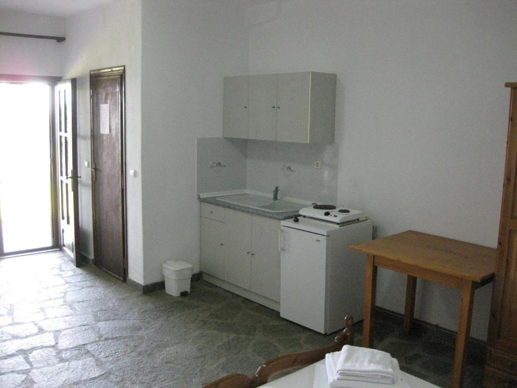 Helios Land Apartment Neos Marmaras Bilik gambar